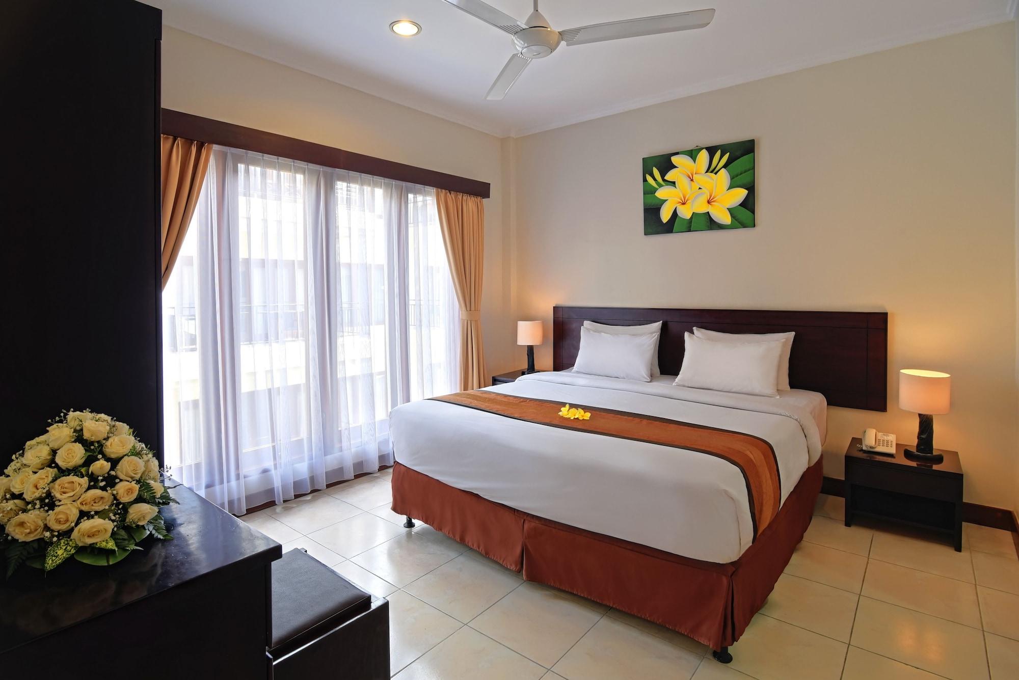 Kuta Town House Apartments Exteriör bild