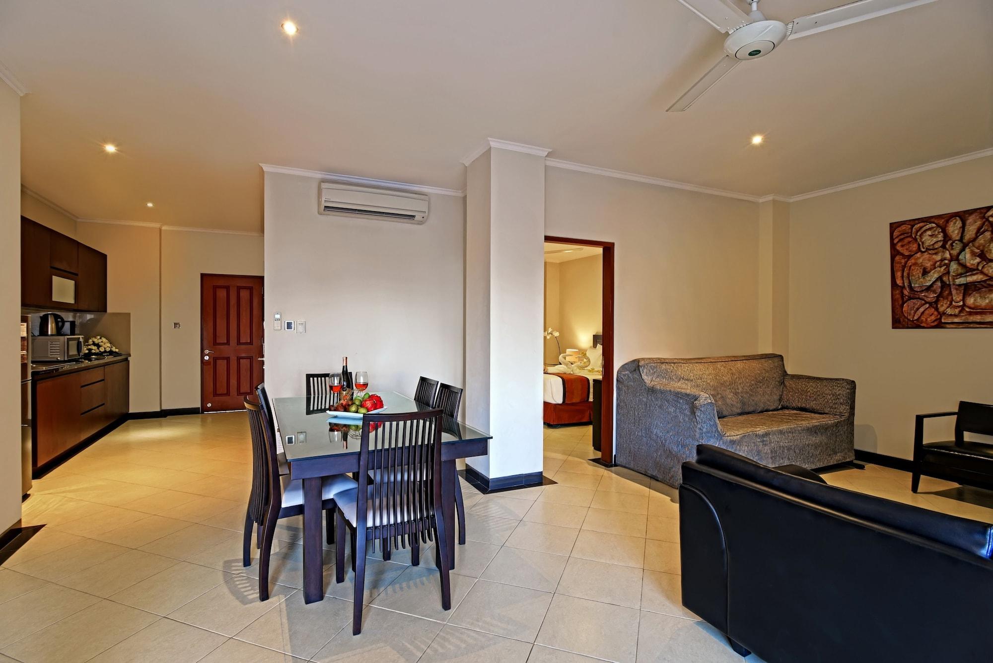 Kuta Town House Apartments Exteriör bild