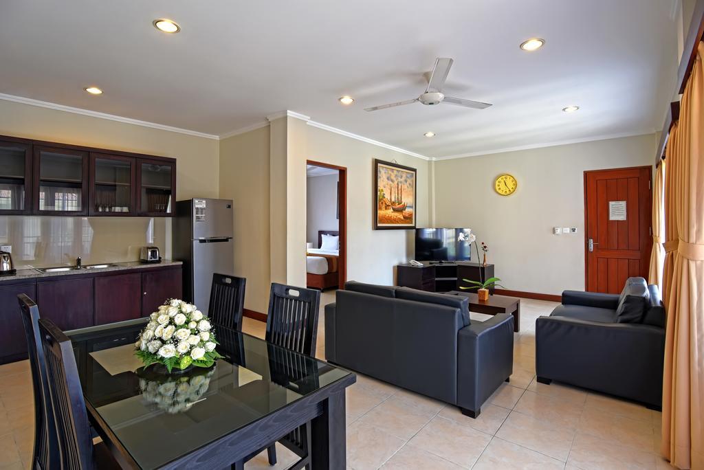 Kuta Town House Apartments Rum bild